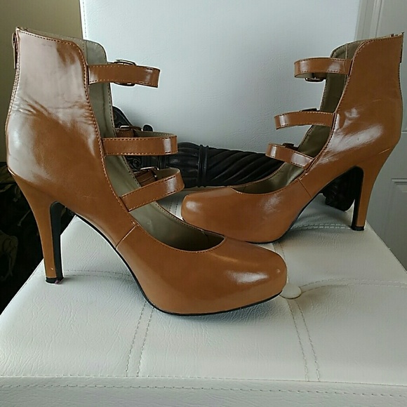 Red circle caramel Talasi shoes - Picture 2 of 8